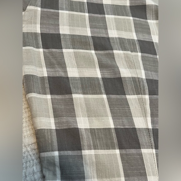 John Varvatos Grey Checked Shirt Sleeve Button Down Shirt Size Large - Picture 5 of 5